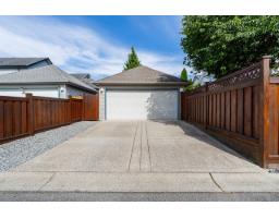 19029 68b Avenue, Surrey, BC V4N5P5 Photo 39