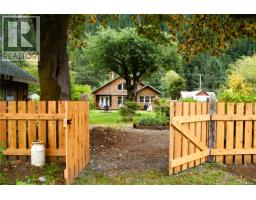 125 Maquinna Ave, Zeballos, BC V0P2A0 Photo 47