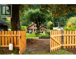 125 Maquinna Ave, Zeballos, BC V0P2A0 Photo 46