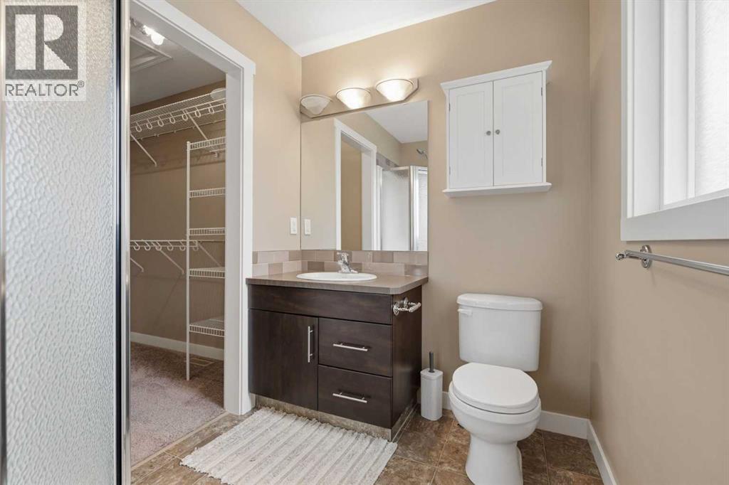 Listing photo – 8 Rowberry Court, Sylvan Lake