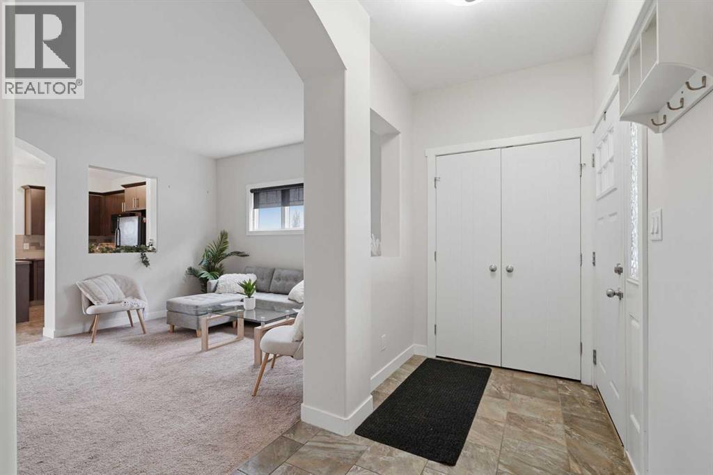 Listing photo – 8 Rowberry Court, Sylvan Lake