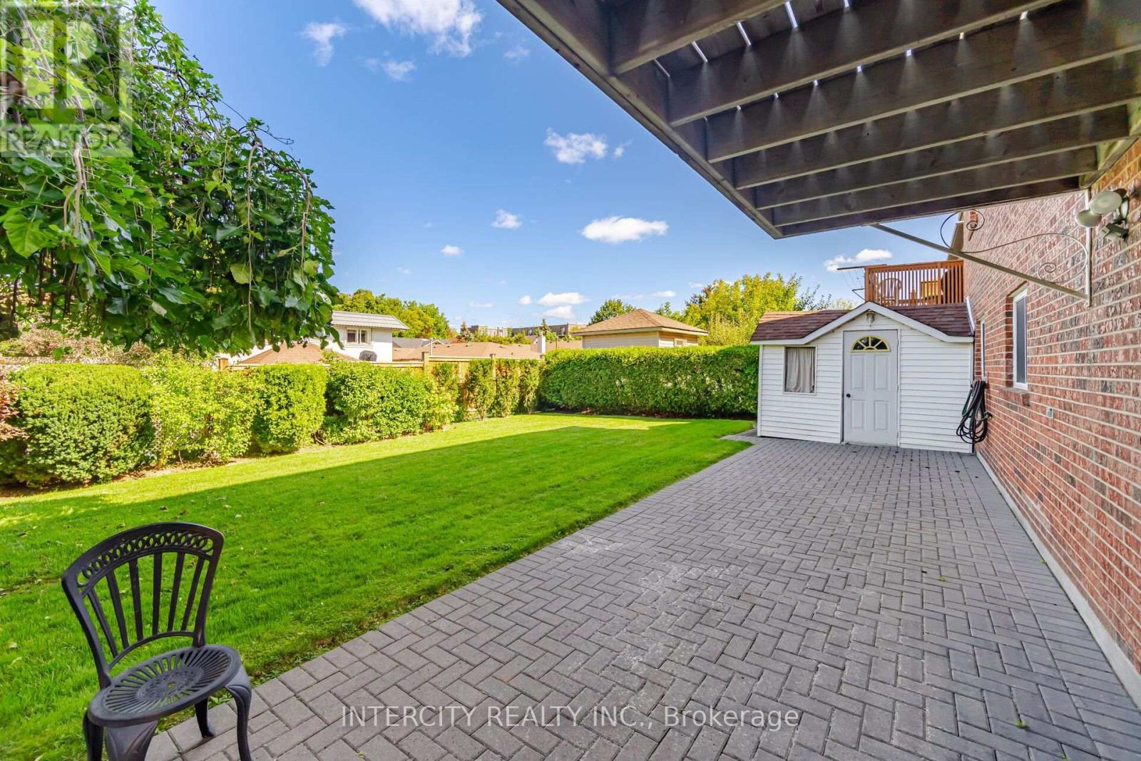 146 JULES AVENUE - Image 44