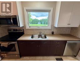 Primary Bedroom - 670 Van Buren Street, North Grenville, ON K0G1J0 Photo 8