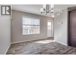 Living room - 17 Hawthorn Place, Sylvan Lake, AB T4S0R8 Photo 10