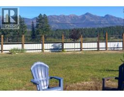 5469 Riverview Frontage Road, Ta Ta Creek, BC V0B2H0 Photo 32