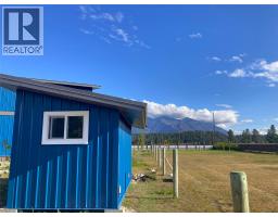 5469 Riverview Frontage Road, Ta Ta Creek, BC V0B2H0 Photo 33