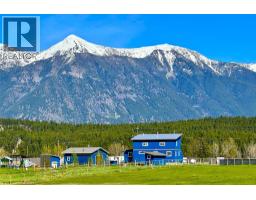 5469 Riverview Frontage Road, Ta Ta Creek, BC V0B2H0 Photo 34