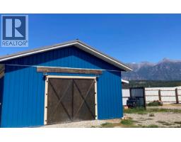 5469 Riverview Frontage Road, Ta Ta Creek, BC V0B2H0 Photo 38