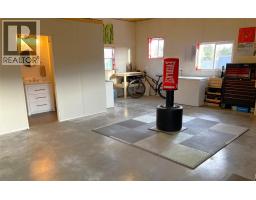 5469 Riverview Frontage Road, Ta Ta Creek, BC V0B2H0 Photo 40
