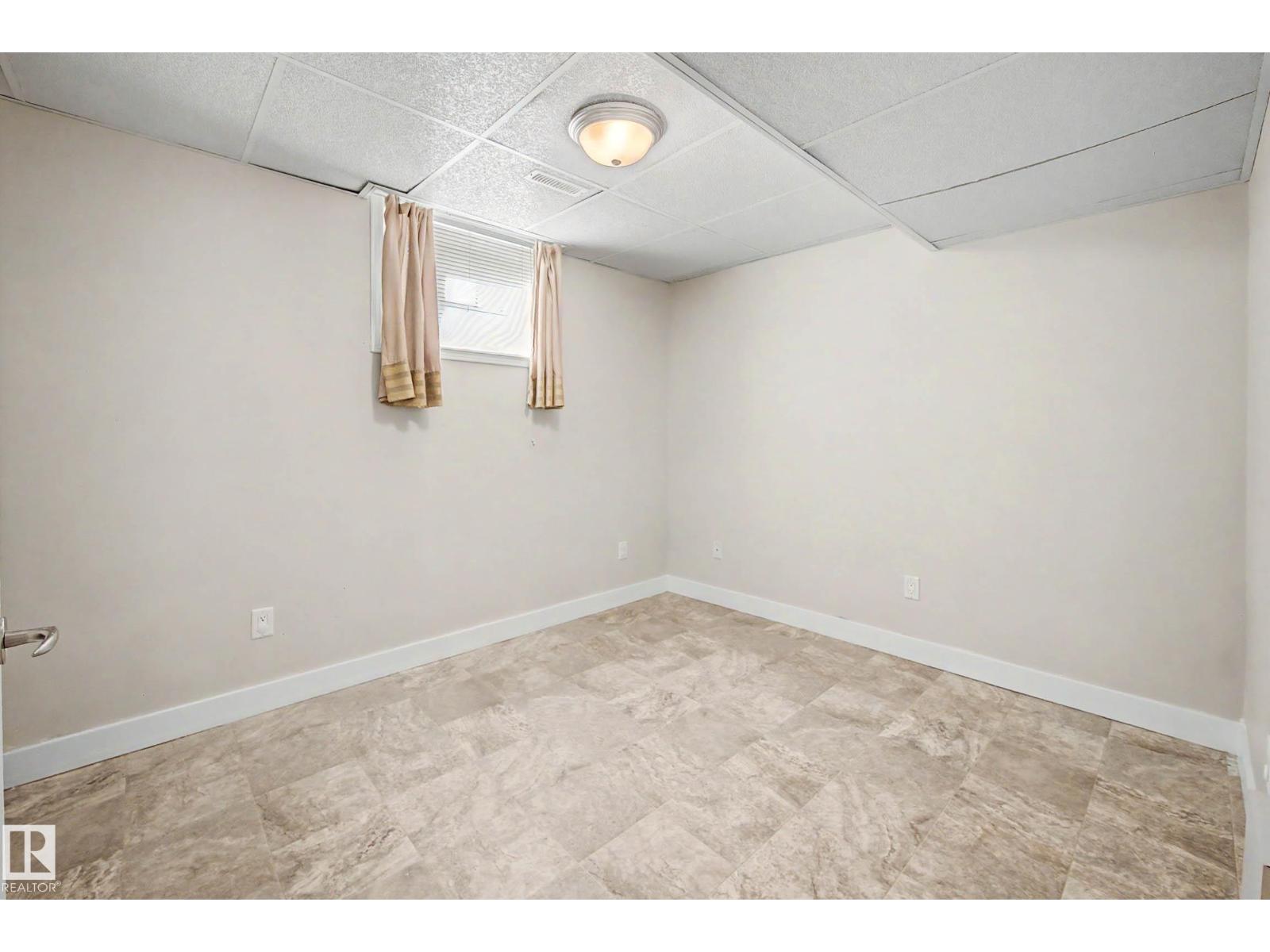 10830 138 ST NW - 27