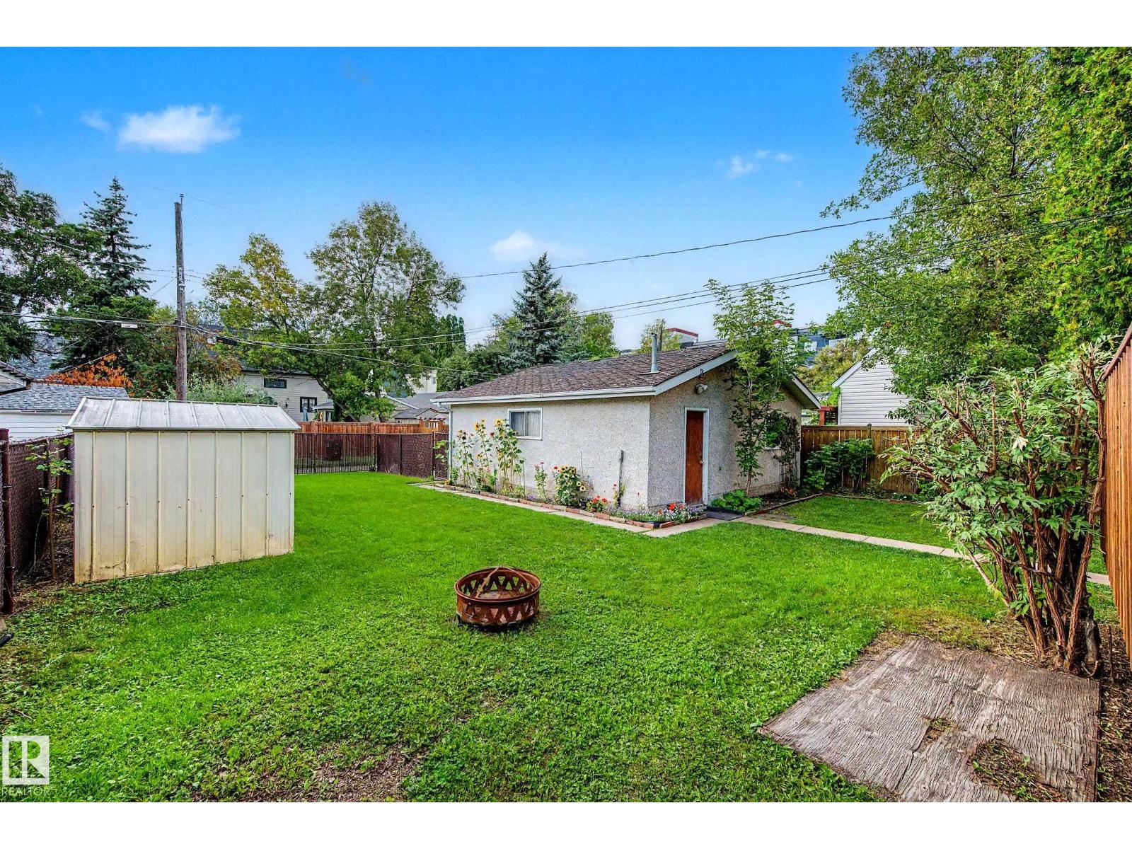 10830 138 ST NW - 38