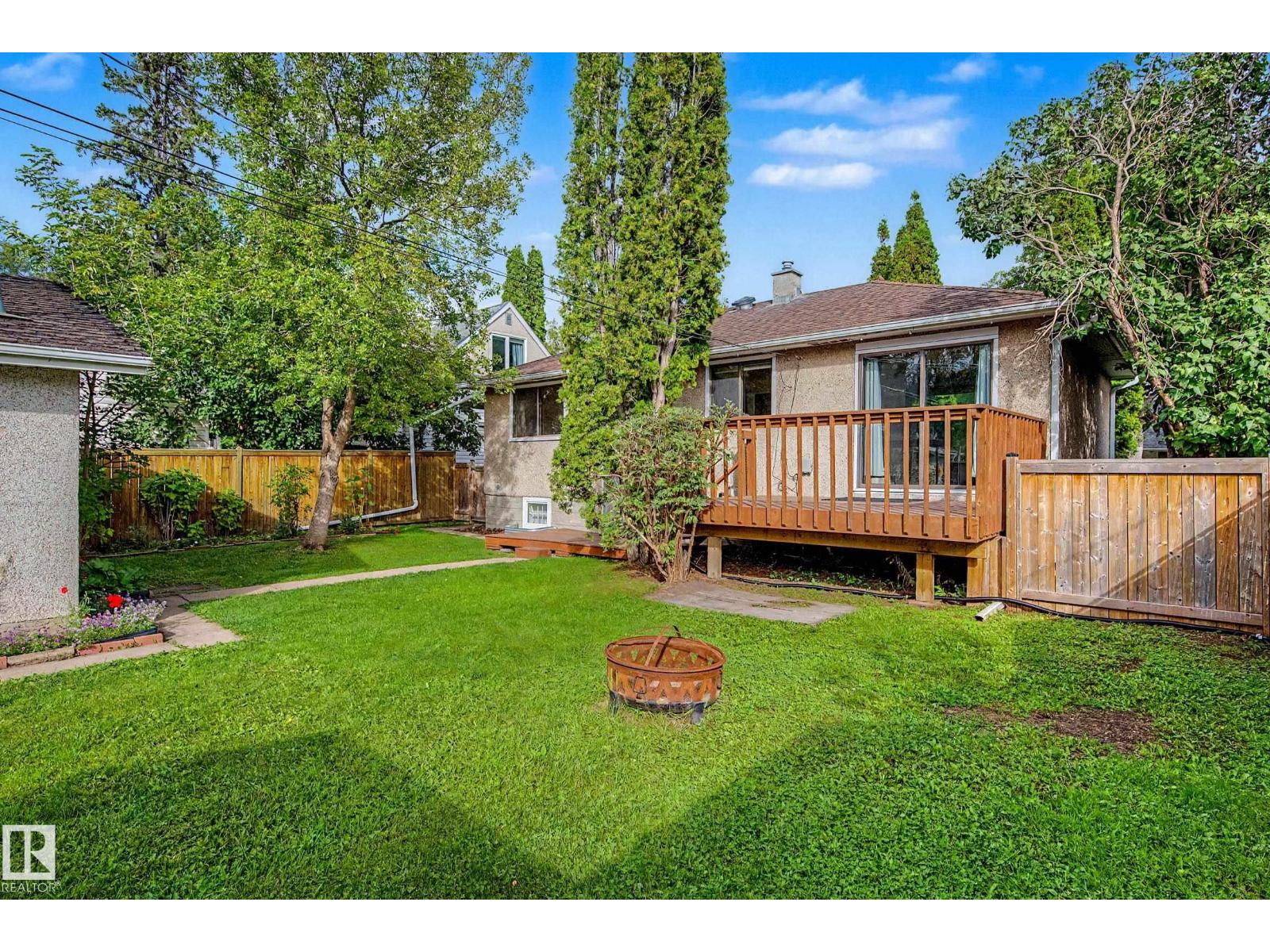 10830 138 ST NW - 42