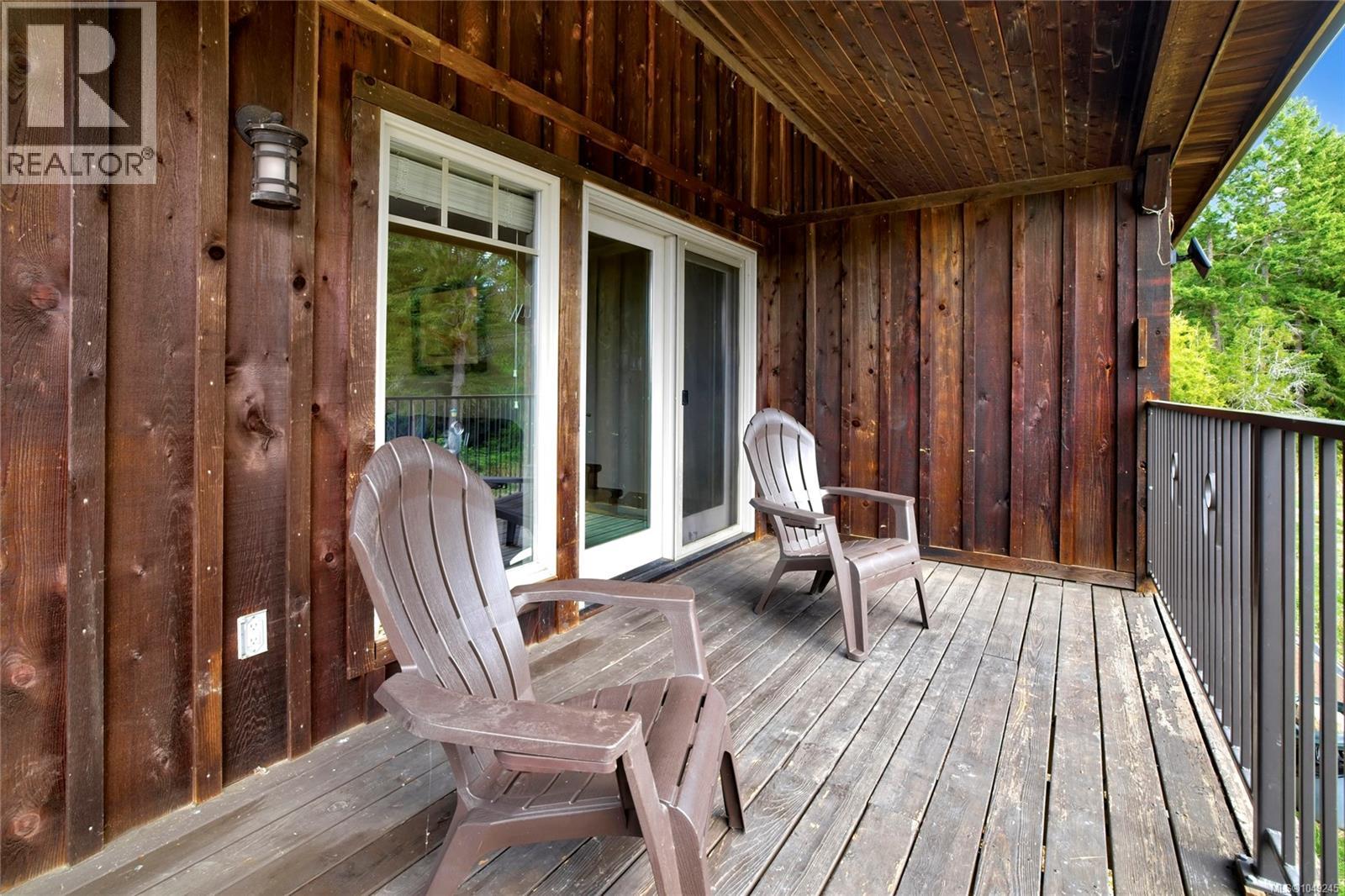 2 315 Robinson Road, Salt Spring