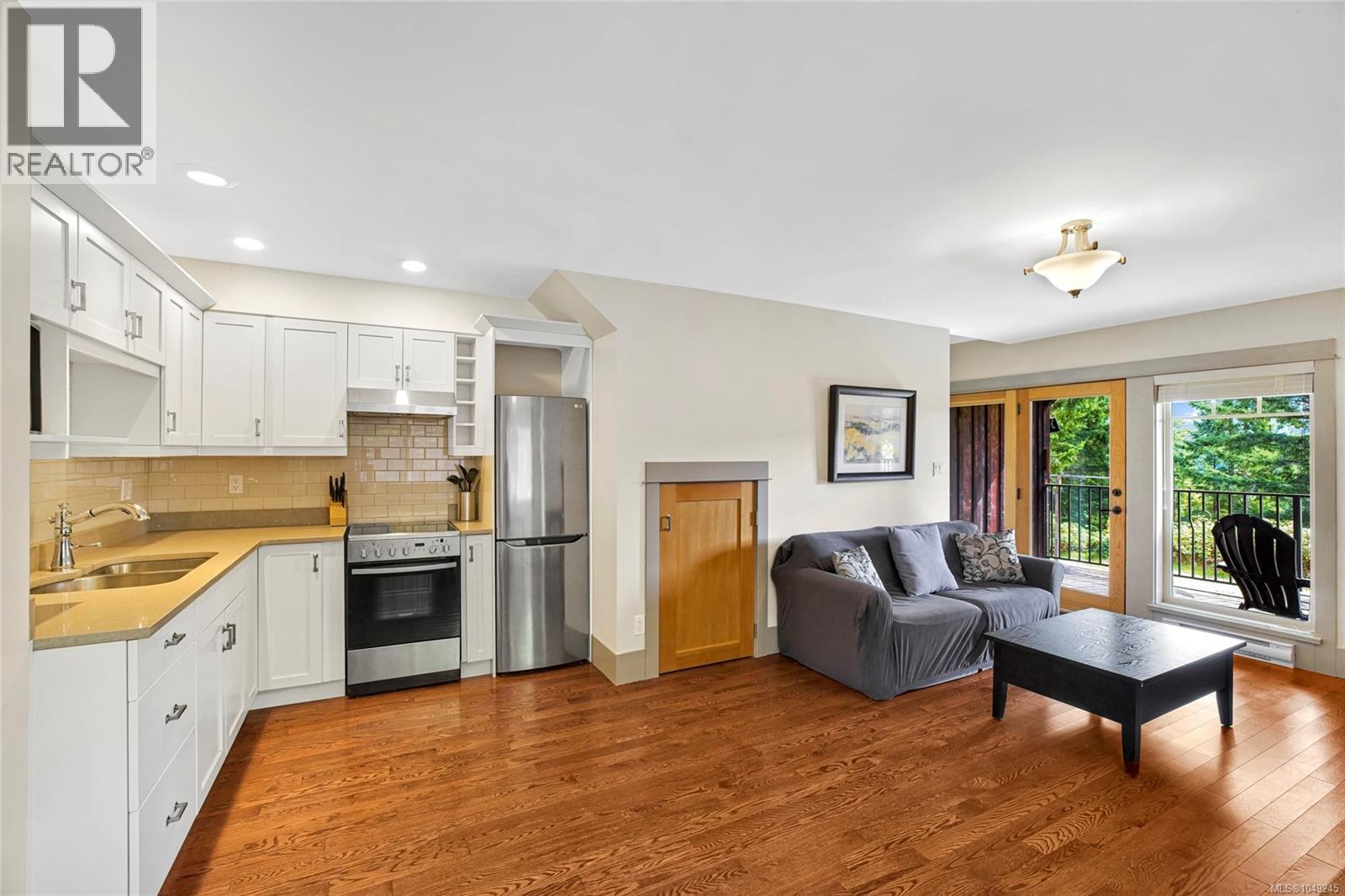 2 315 Robinson Road, Salt Spring