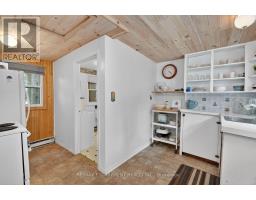 1257 Paint Lake Road, Lake Of Bays, ON P0A1E0 Photo 10