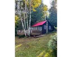 1257 Paint Lake Road, Lake Of Bays, ON P0A1E0 Photo 21