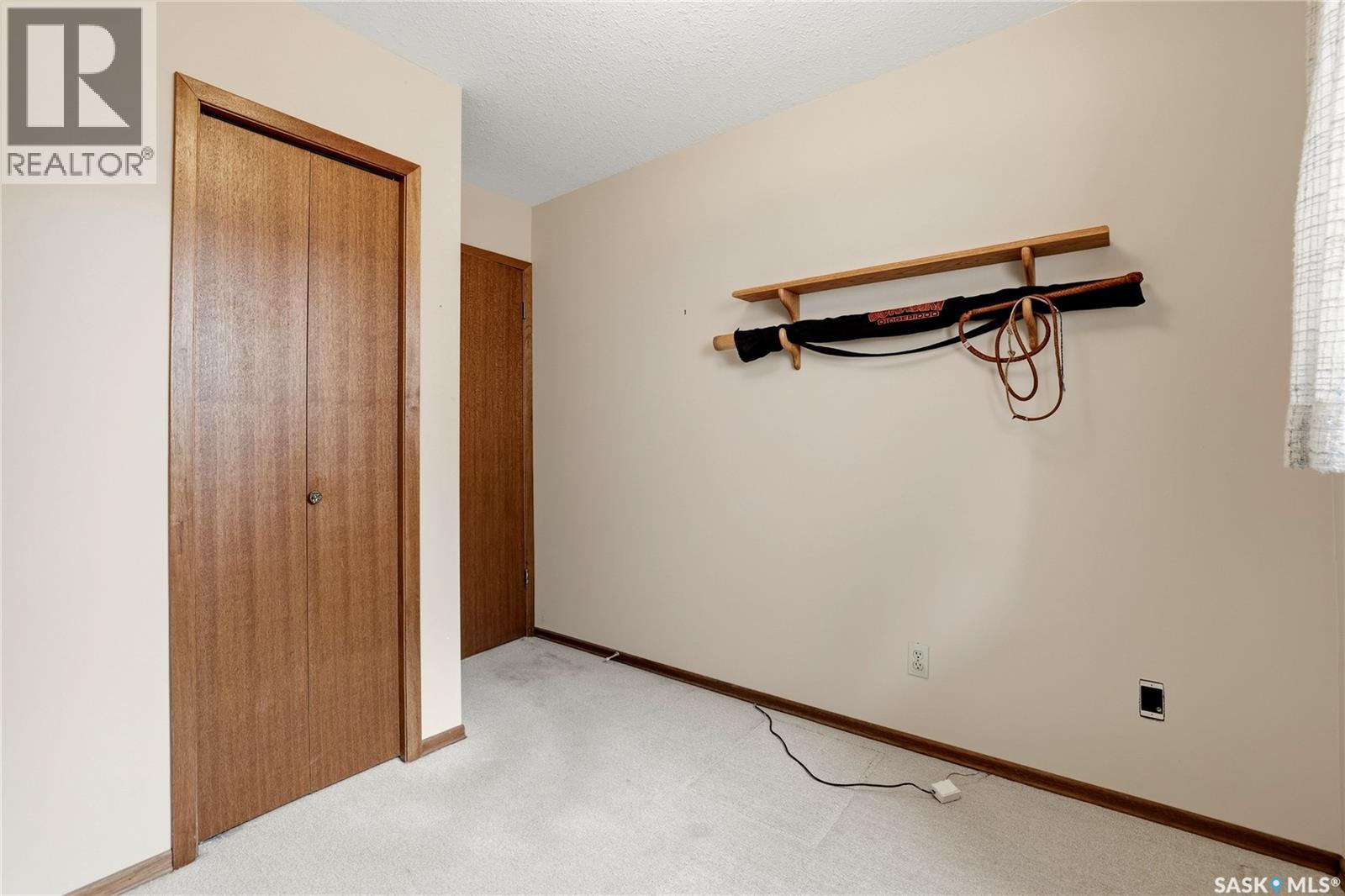 2606 Neff ROAD E - Image 16