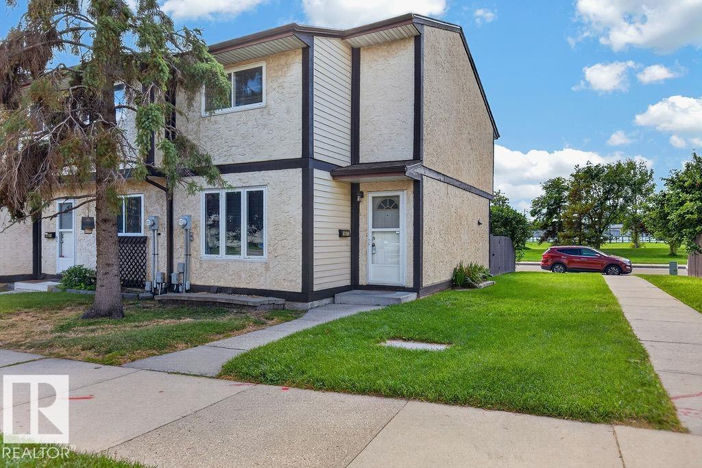 18072 93 AV NW, Edmonton, Alberta, T5T1Y1