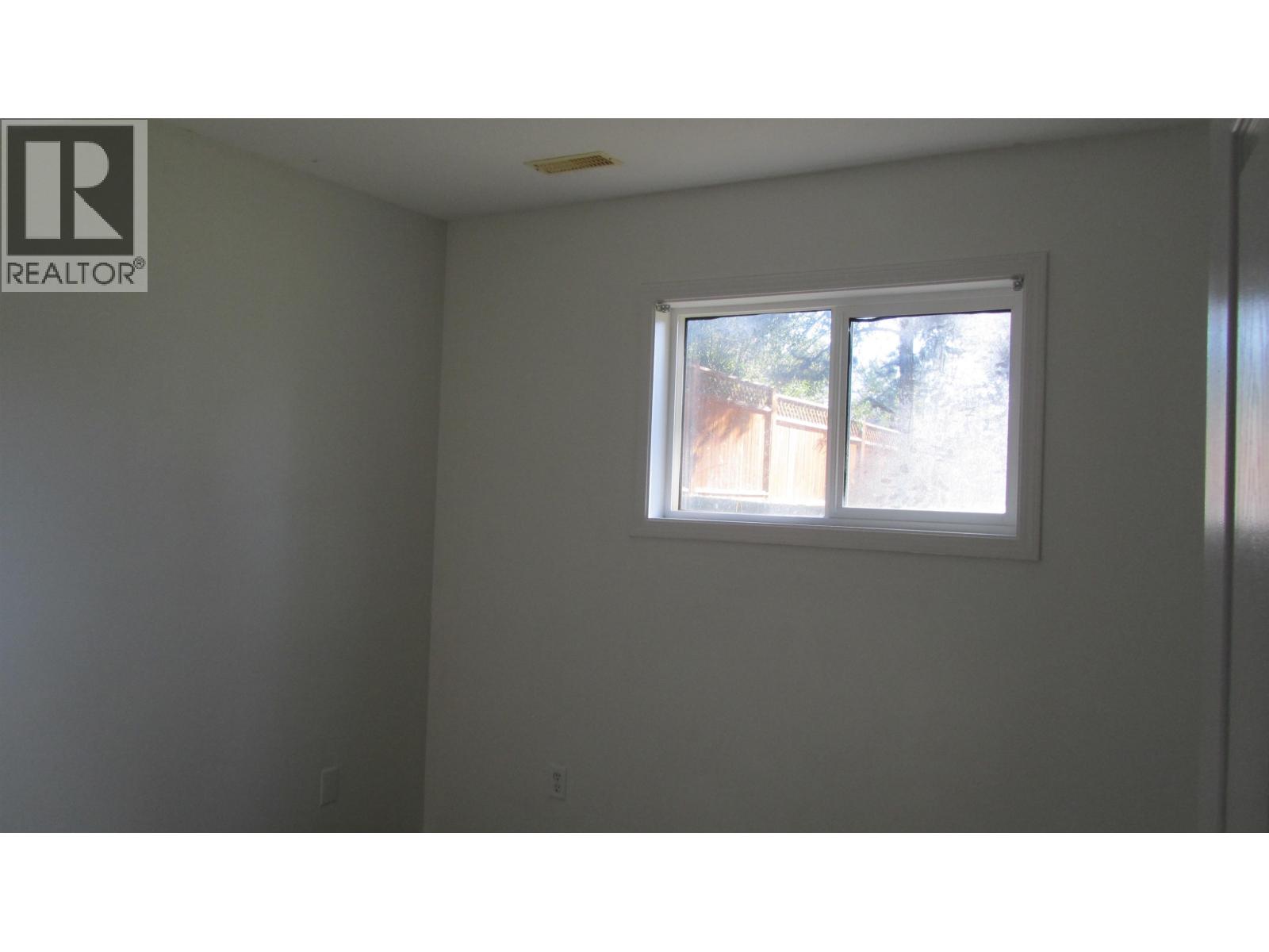 229 ELM AVENUE - 18