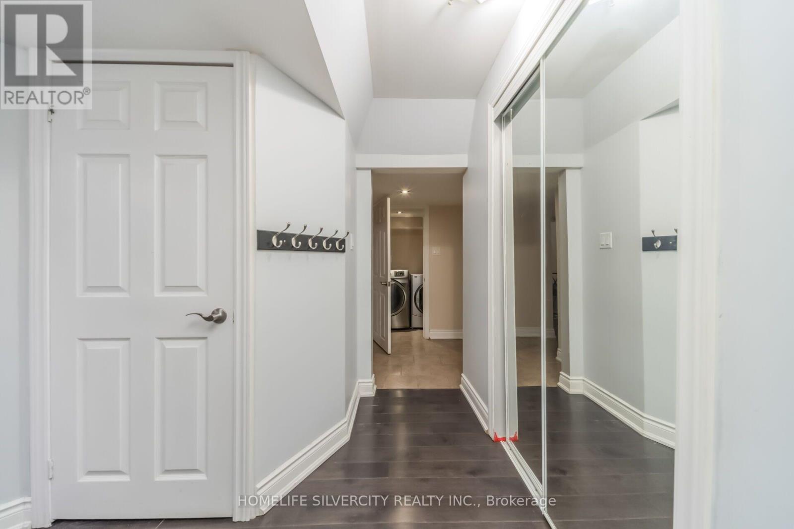 30 FAIRHILL AVENUE - 43