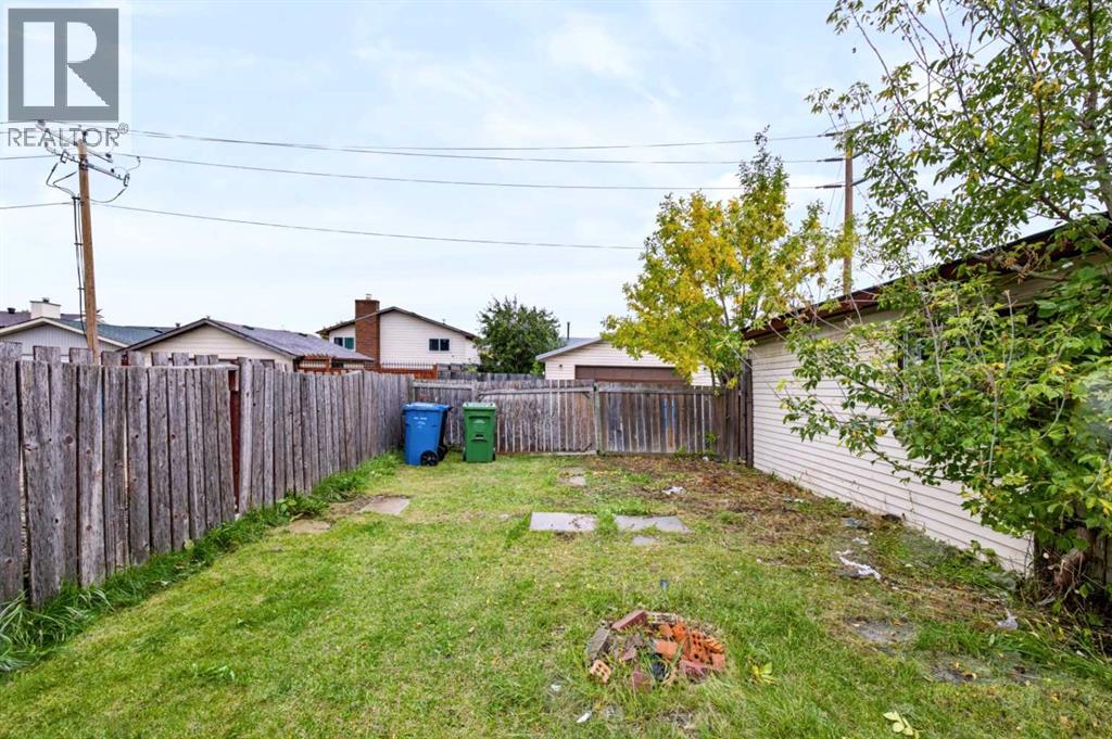 139 Falsby Road NE - Image 39