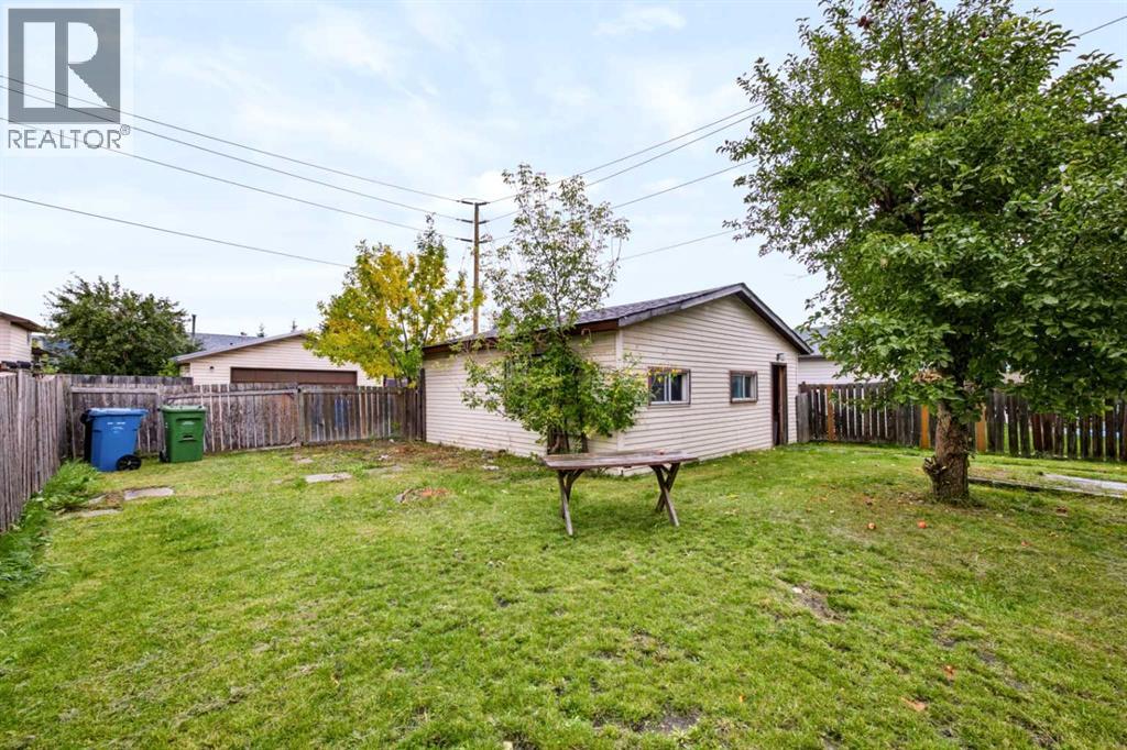 139 Falsby Road NE - Image 41