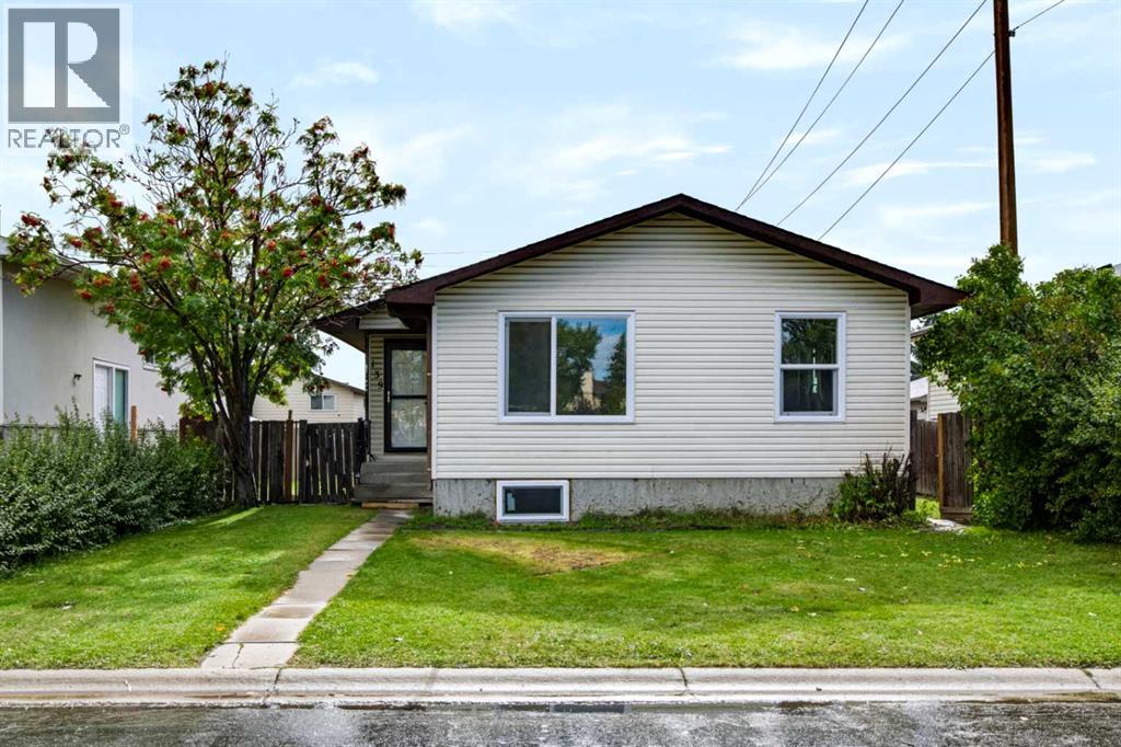 139 Falsby Road NE - Image 43