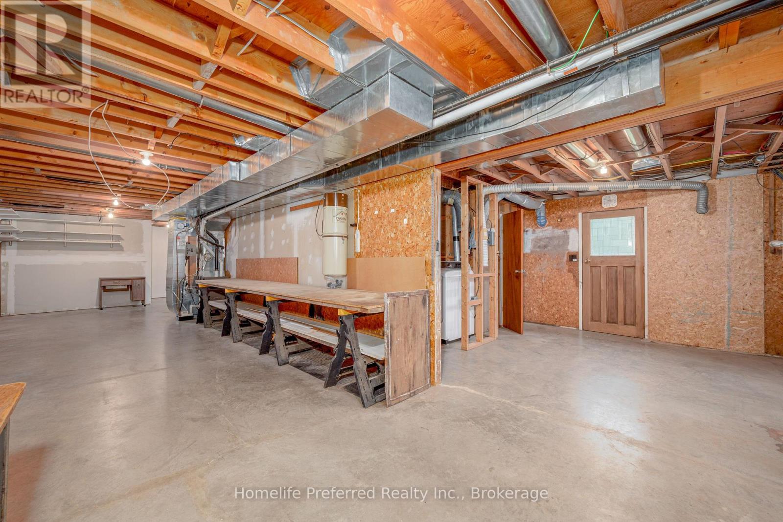 3224 LAKEFIELD ROAD - 32