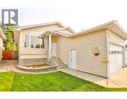 472 Heritage Boulevard W - photo 2