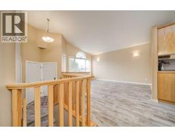 Living room - 472 Heritage Boulevard W, Lethbridge, AB T1K7V9 Photo 7