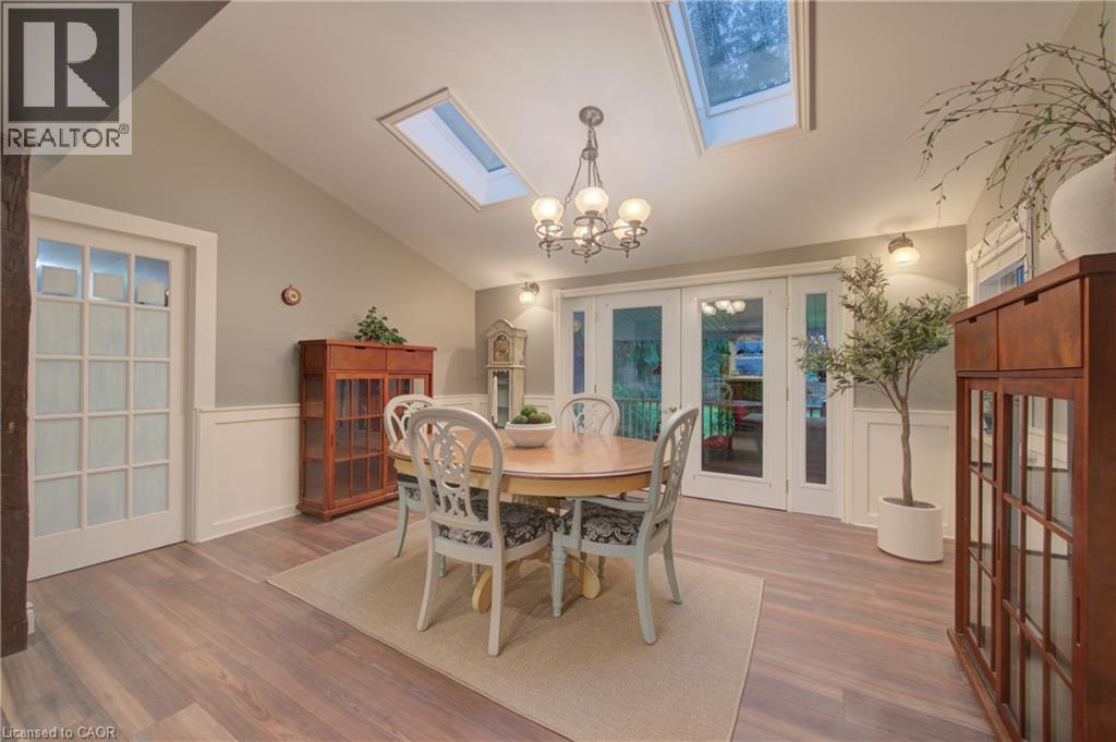 5421 KING Street, Wellesley — photo 3