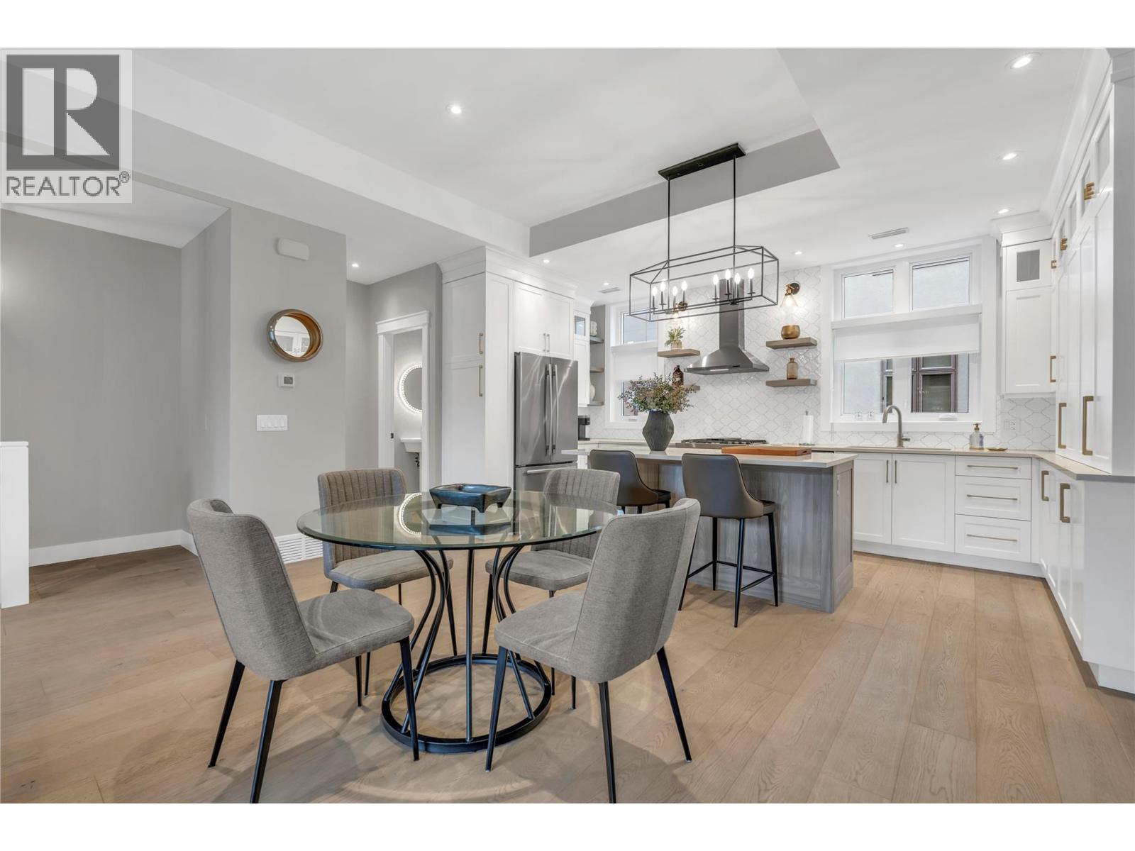 #102 222 LEE Avenue - 21