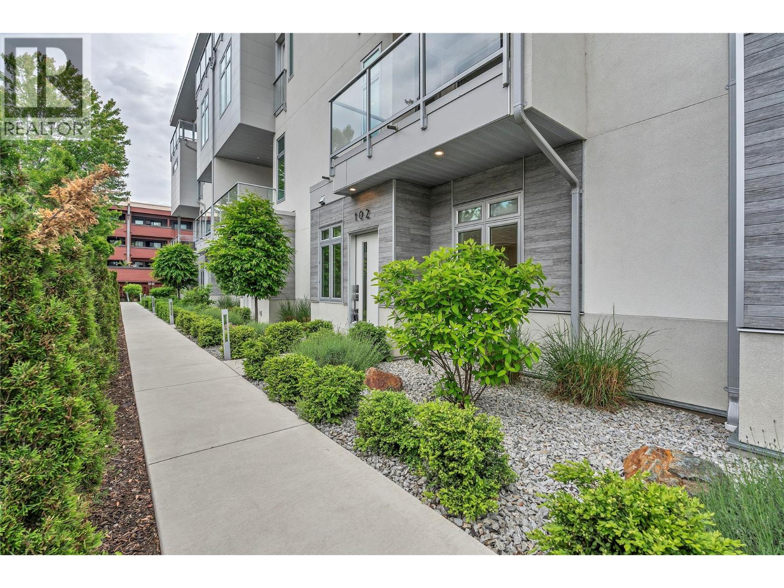 #102 222 LEE Avenue - 2