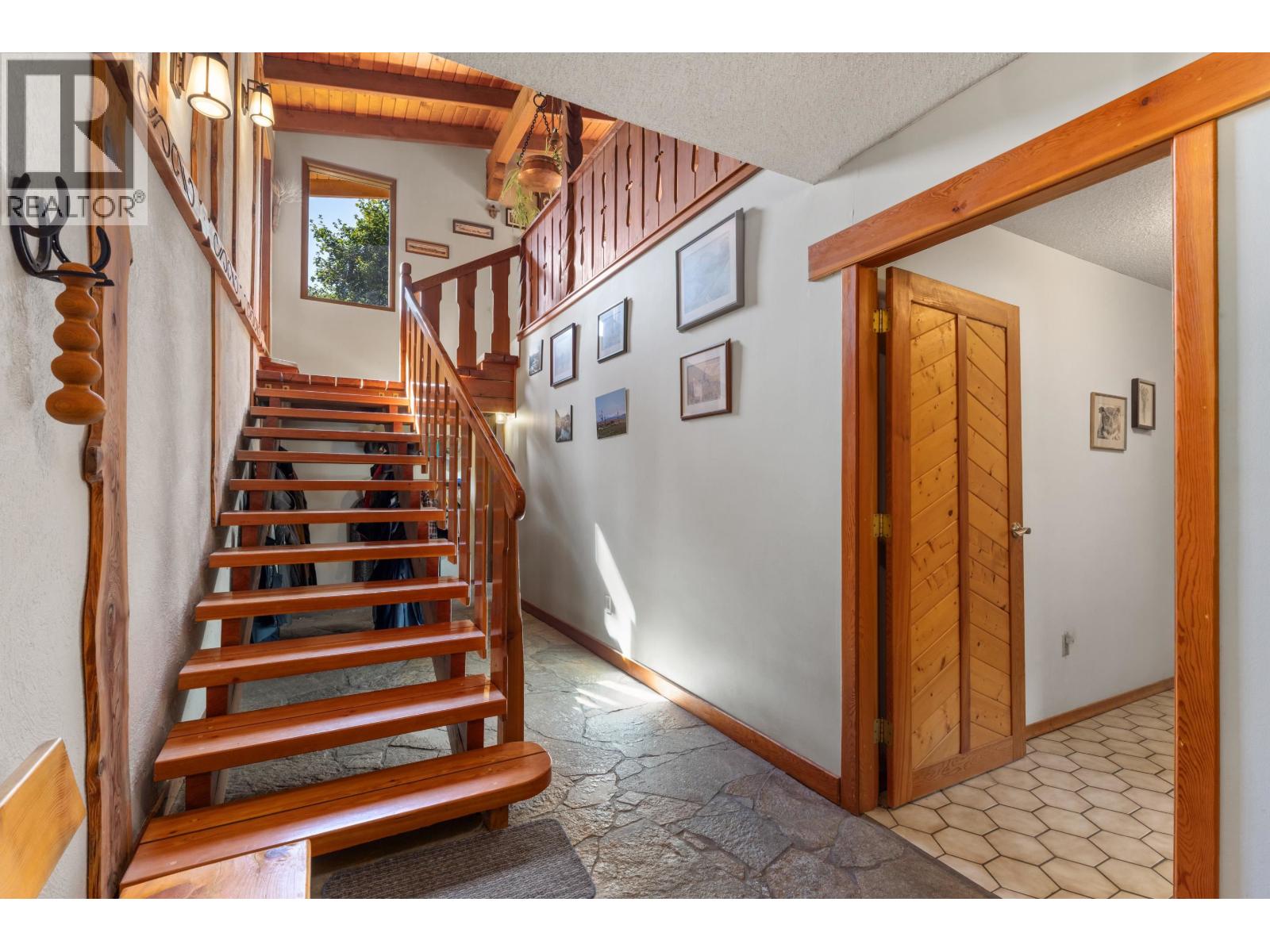 7869 PEMBERTON MEADOWS ROAD, Pemberton — photo 2