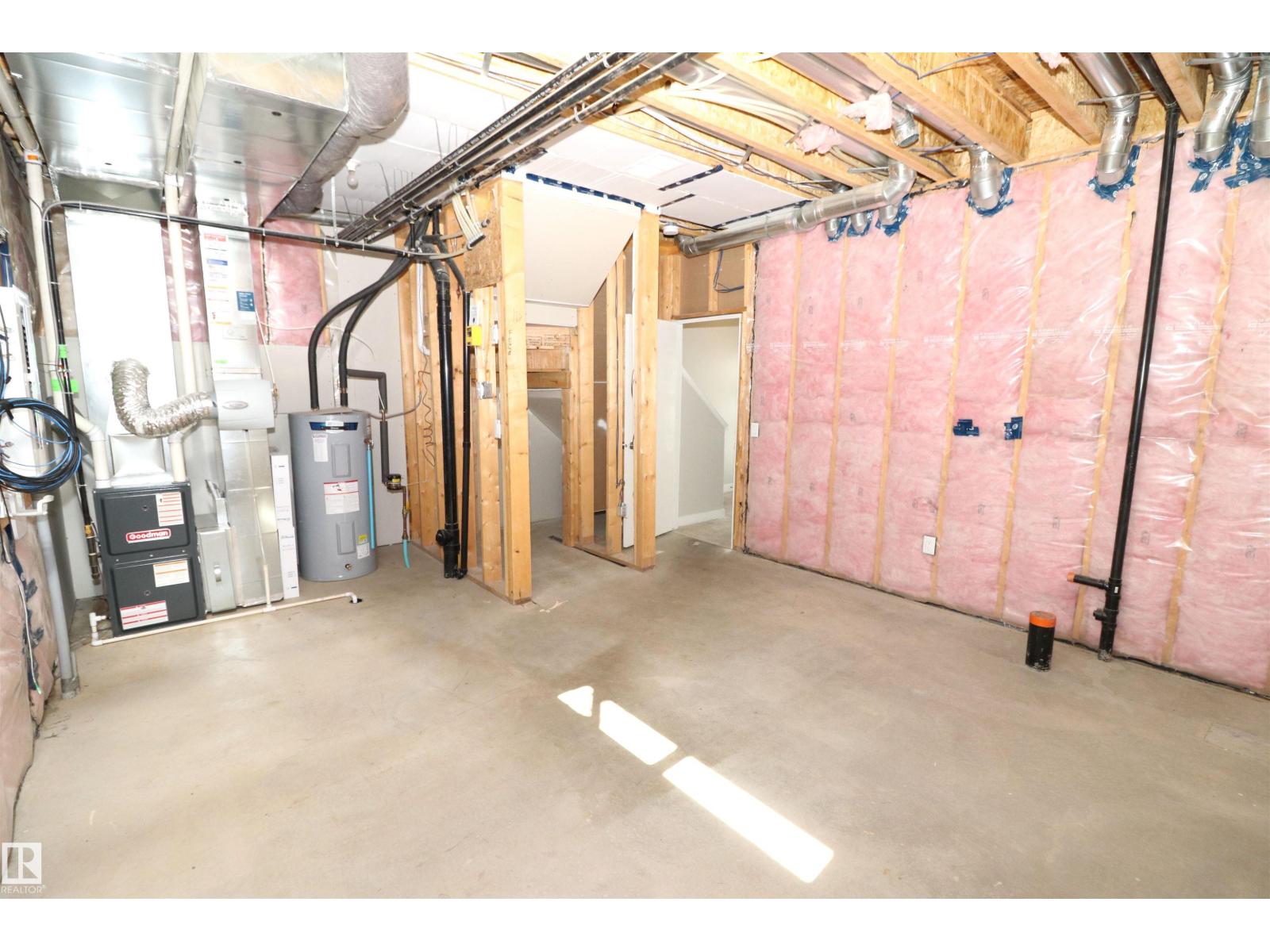 #77 600 BELLEROSE DR - 37