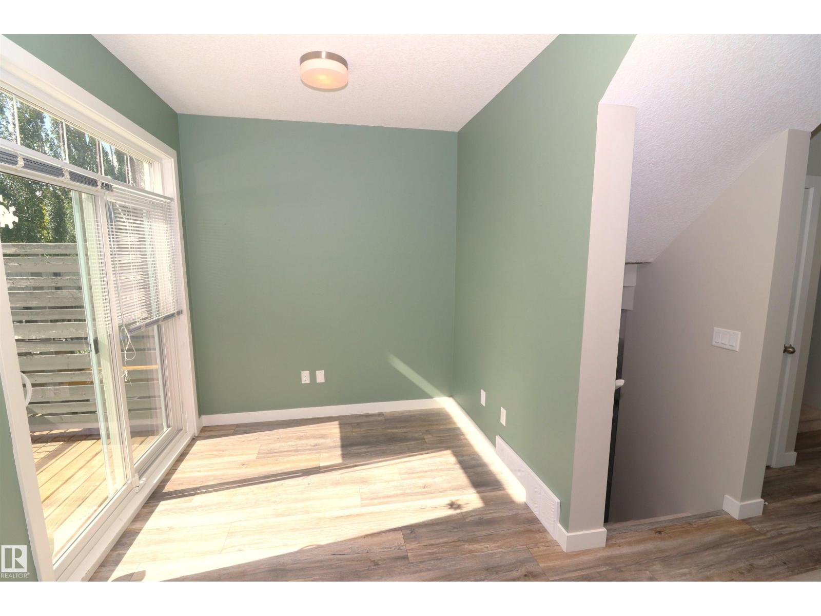 #77 600 BELLEROSE DR - Image 9