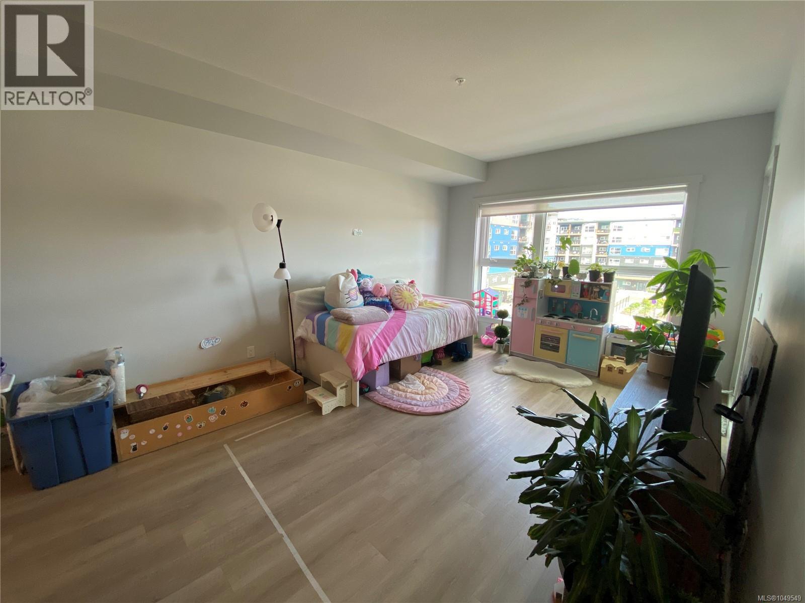404 2469 Gateway Road, Langford