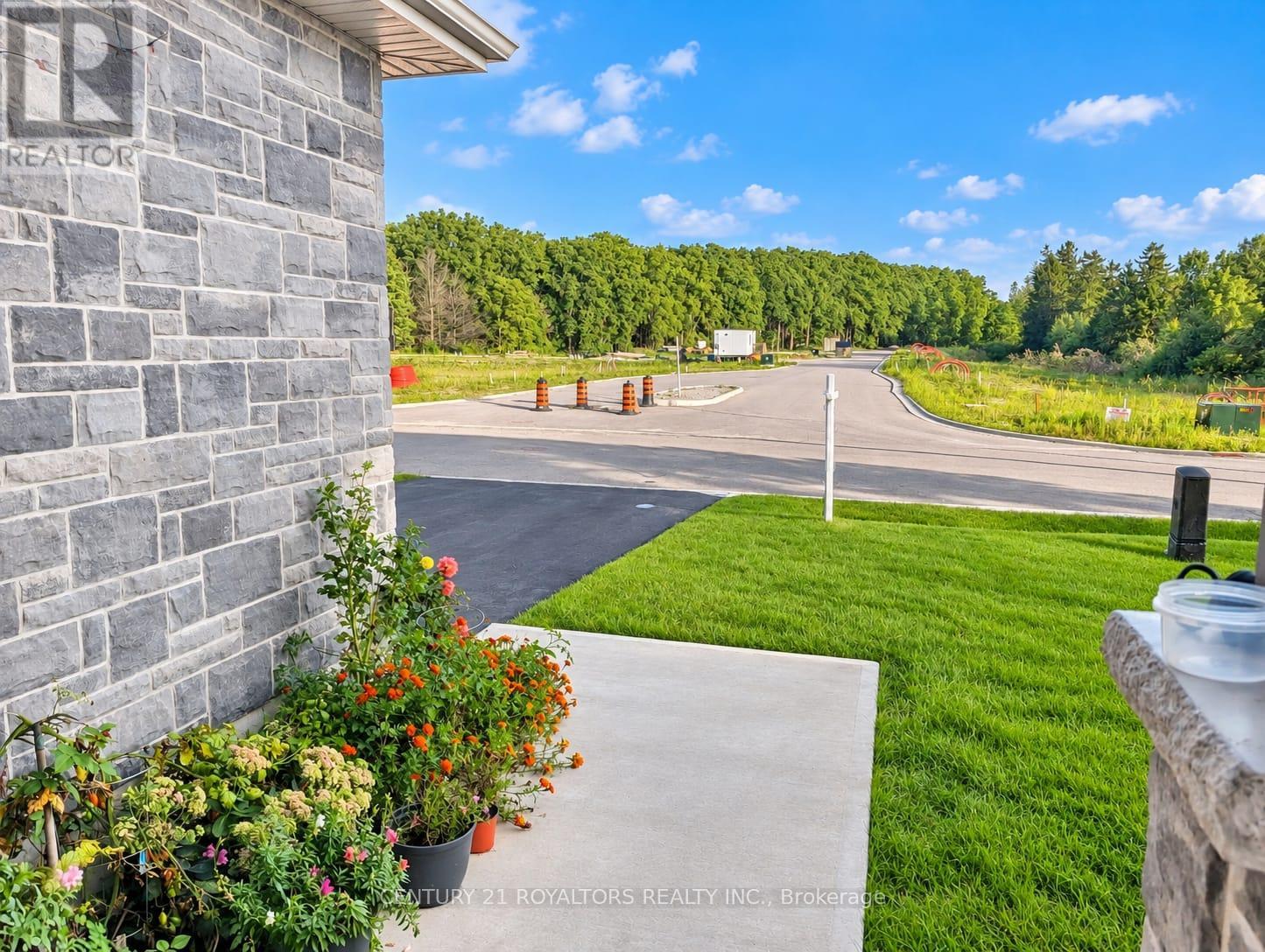 74 CASH CRESCENT, Ingersoll (Ingersoll - South) — photo 3