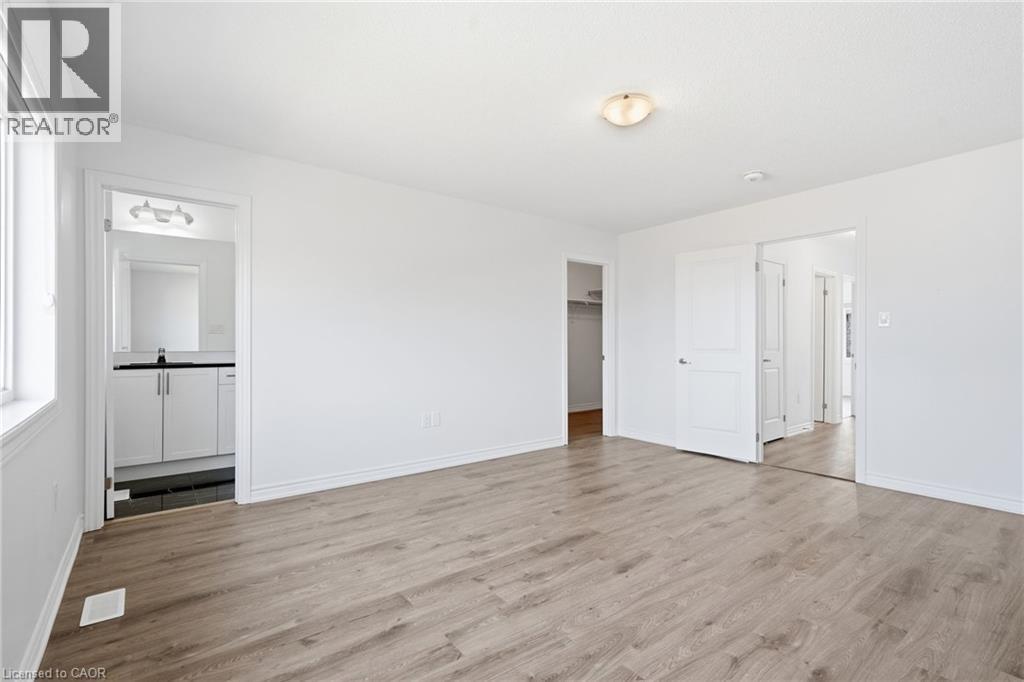 20 ADMIRAL Road - Image 15