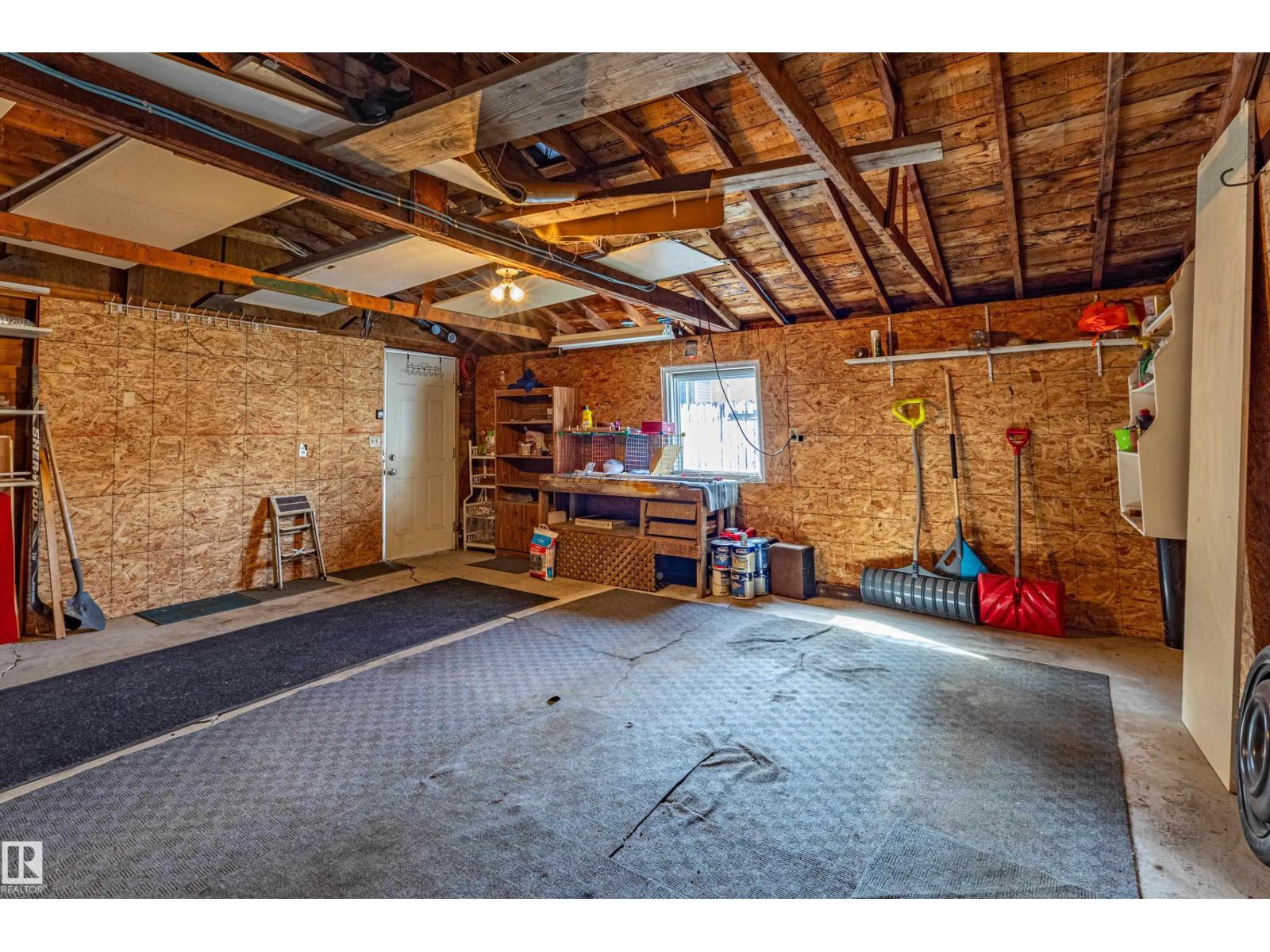 13004 114 ST NW - 30