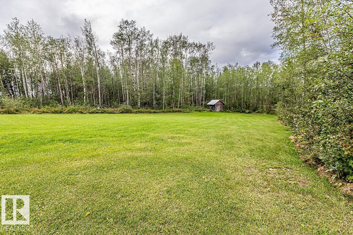 461042 RGE ROAD 40 - 42