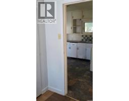 42 Elsom Street, Moose Jaw, SK S6H4V1 Photo 12