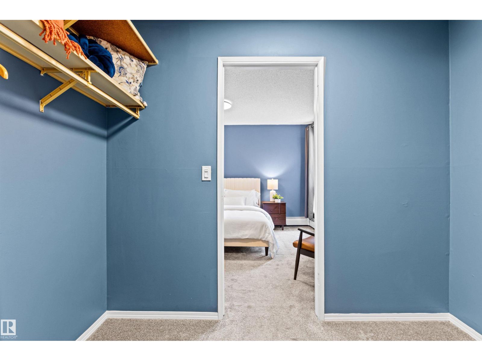 #7 10032 113 ST NW - 44