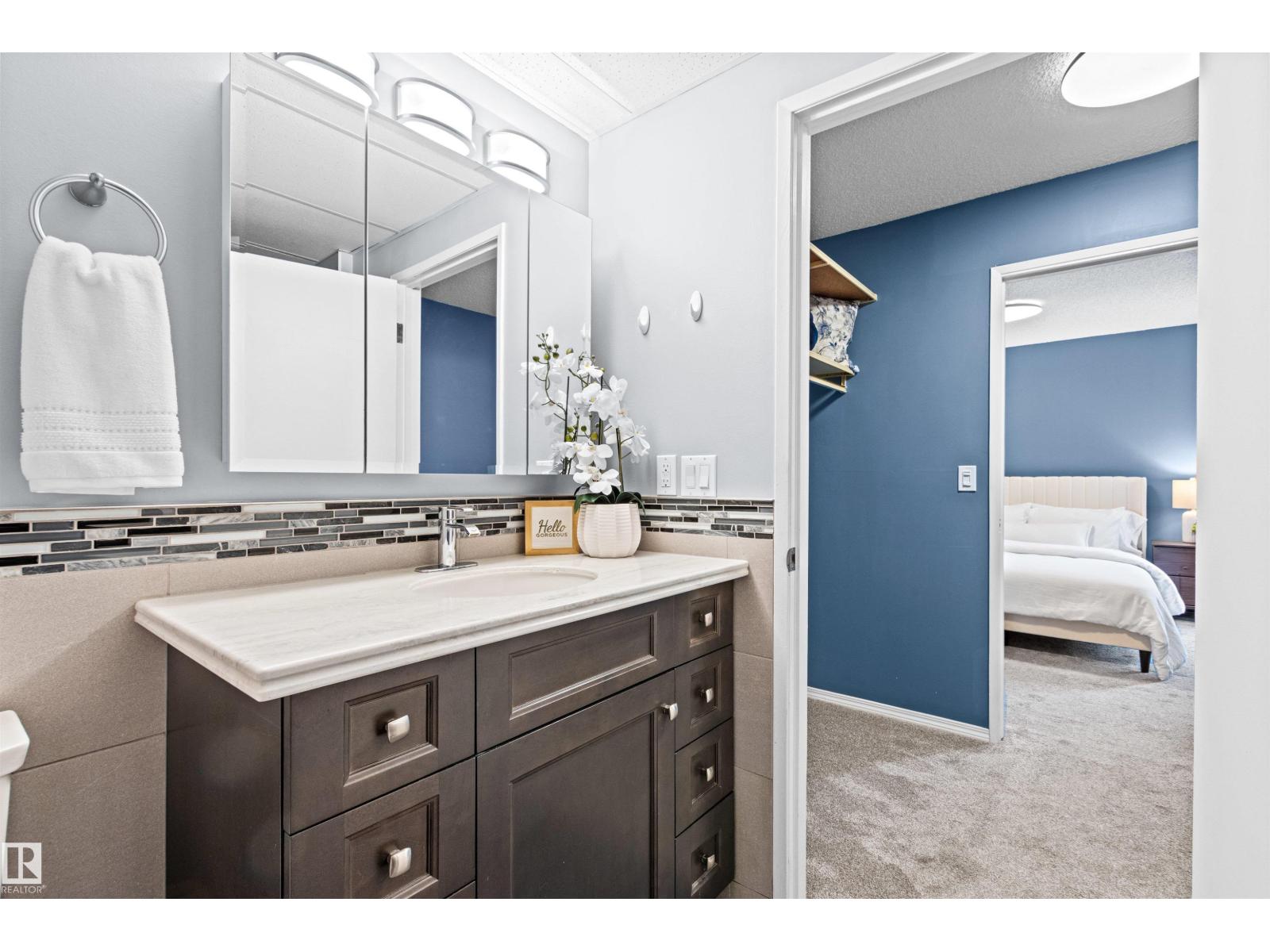 #7 10032 113 ST NW - 46