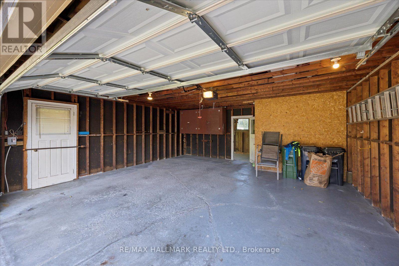 139 ELINOR AVENUE - 28