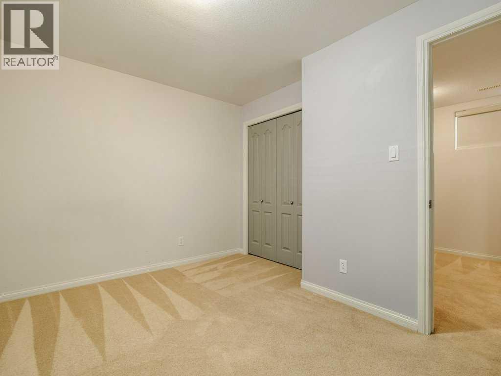 269 Keystone Lane W - 18
