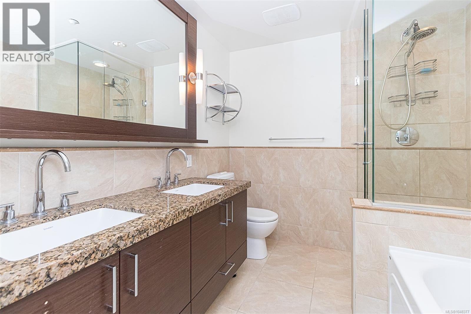 301 1400 Lynburne Place, Langford