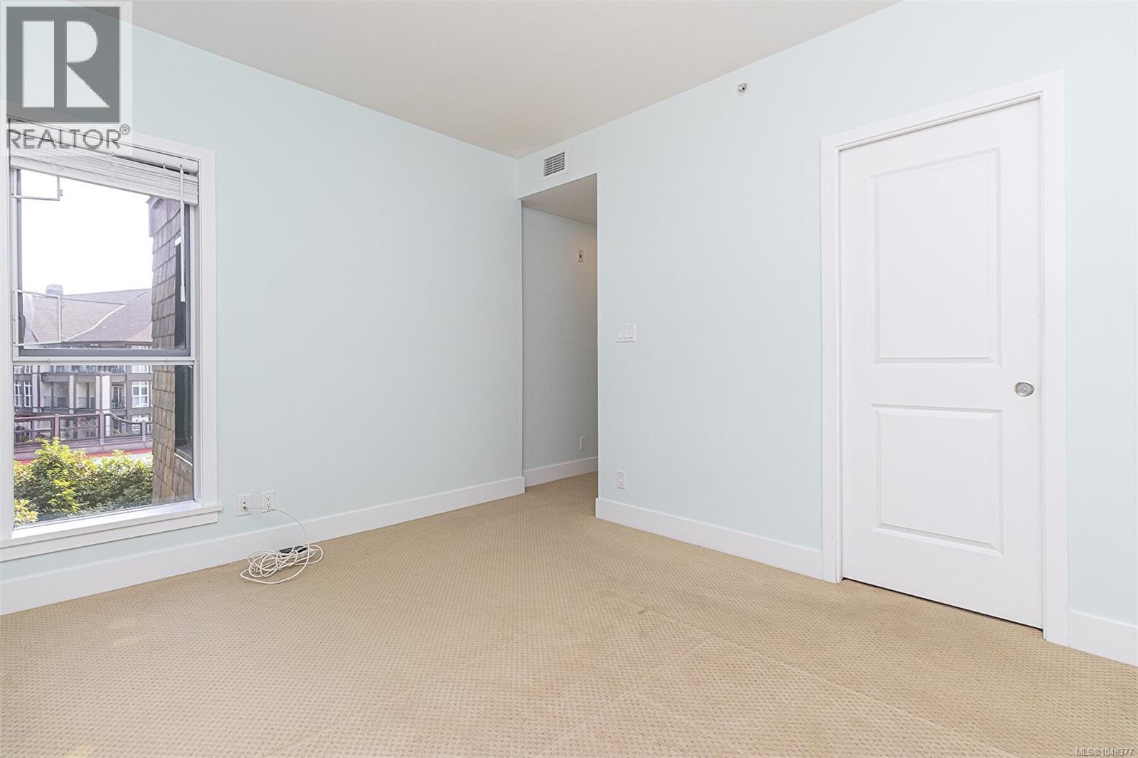 #301 1400 Lynburne Pl - 16