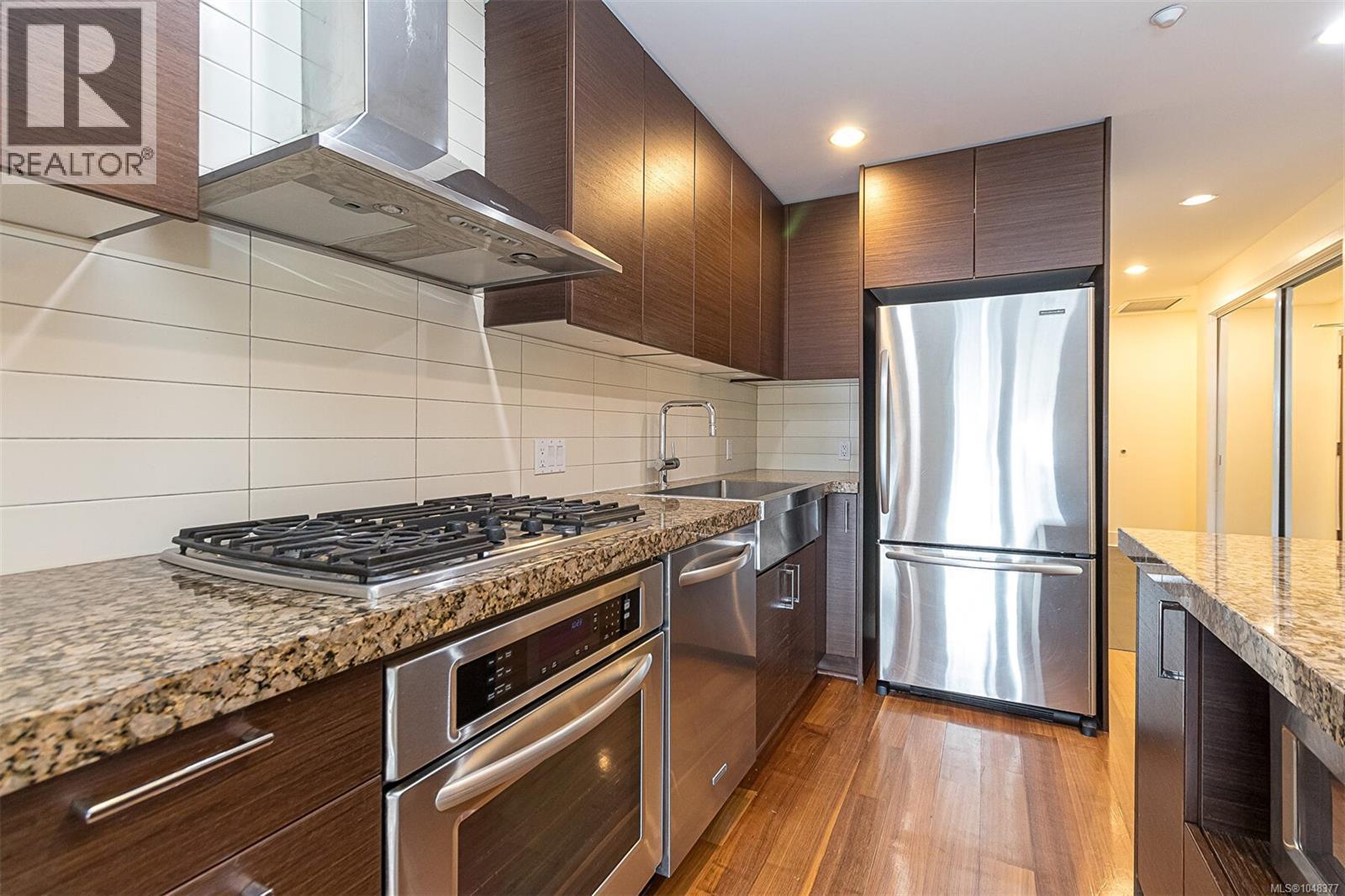 301 1400 Lynburne Place, Langford
