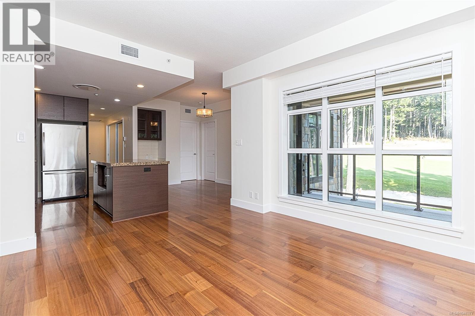301 1400 Lynburne Place, Langford